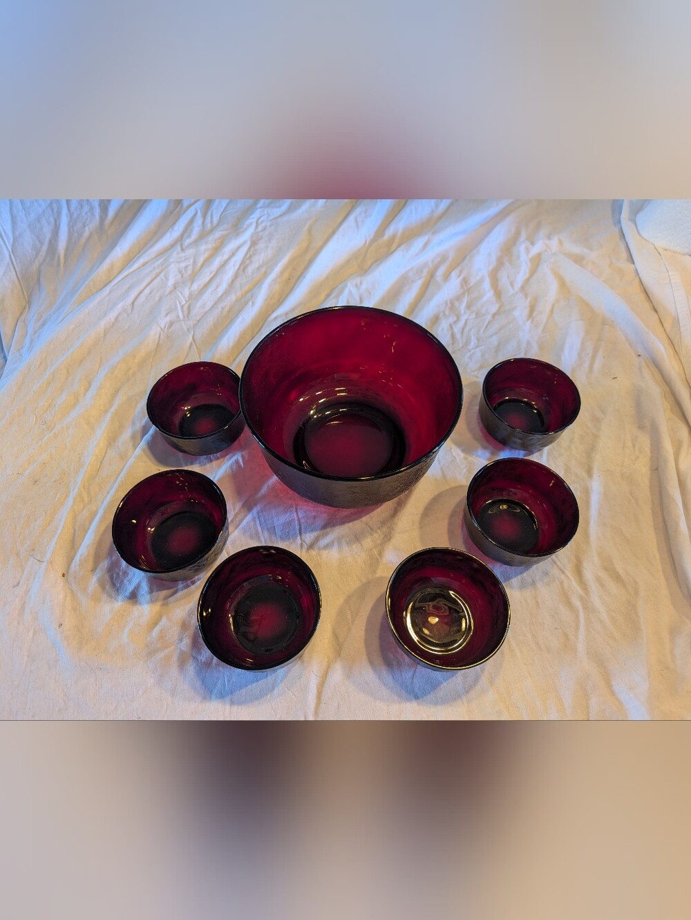 2/100$ Vintage Deep Ruby Red Glass serving bowl Set